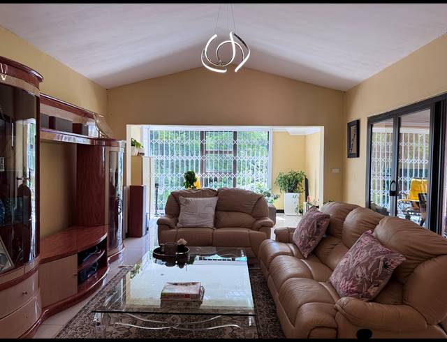 4 BEDROOM FREEHOLD FOR SALE IN WATERKLOOF RIDGE